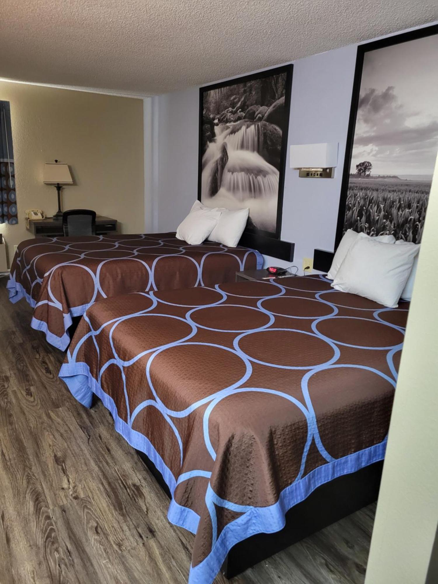Super 8 By Wyndham Sullivan Extérieur photo