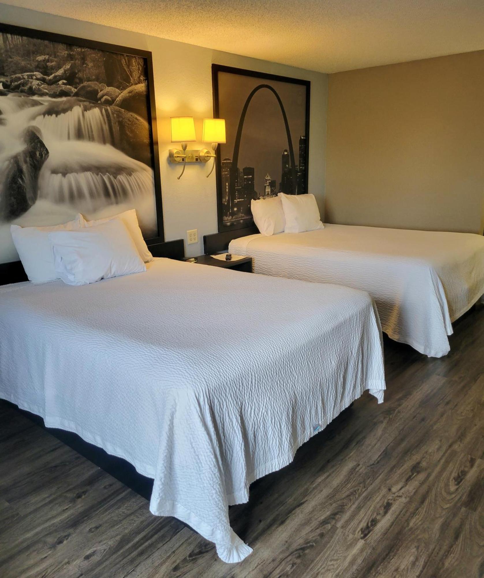 Super 8 By Wyndham Sullivan Extérieur photo